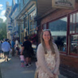 Meet your Posher, Brittany